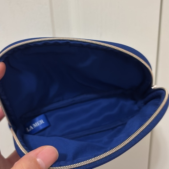 LaMer| New Cosmetics Bag! - Picture 7 of 8